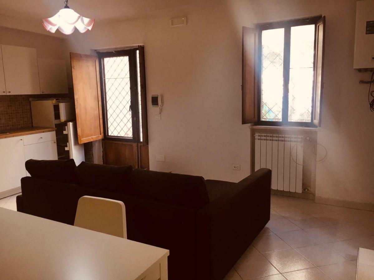 Ferienwohnung Bilocale In Centro Con Giardino Tagliacozzo Exterior foto