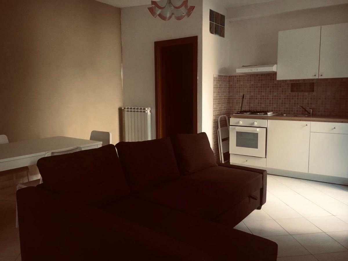 Ferienwohnung Bilocale In Centro Con Giardino Tagliacozzo Exterior foto
